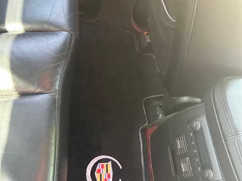 Used 2007 Cadillac Escalade EXT w/ Information Package image 19