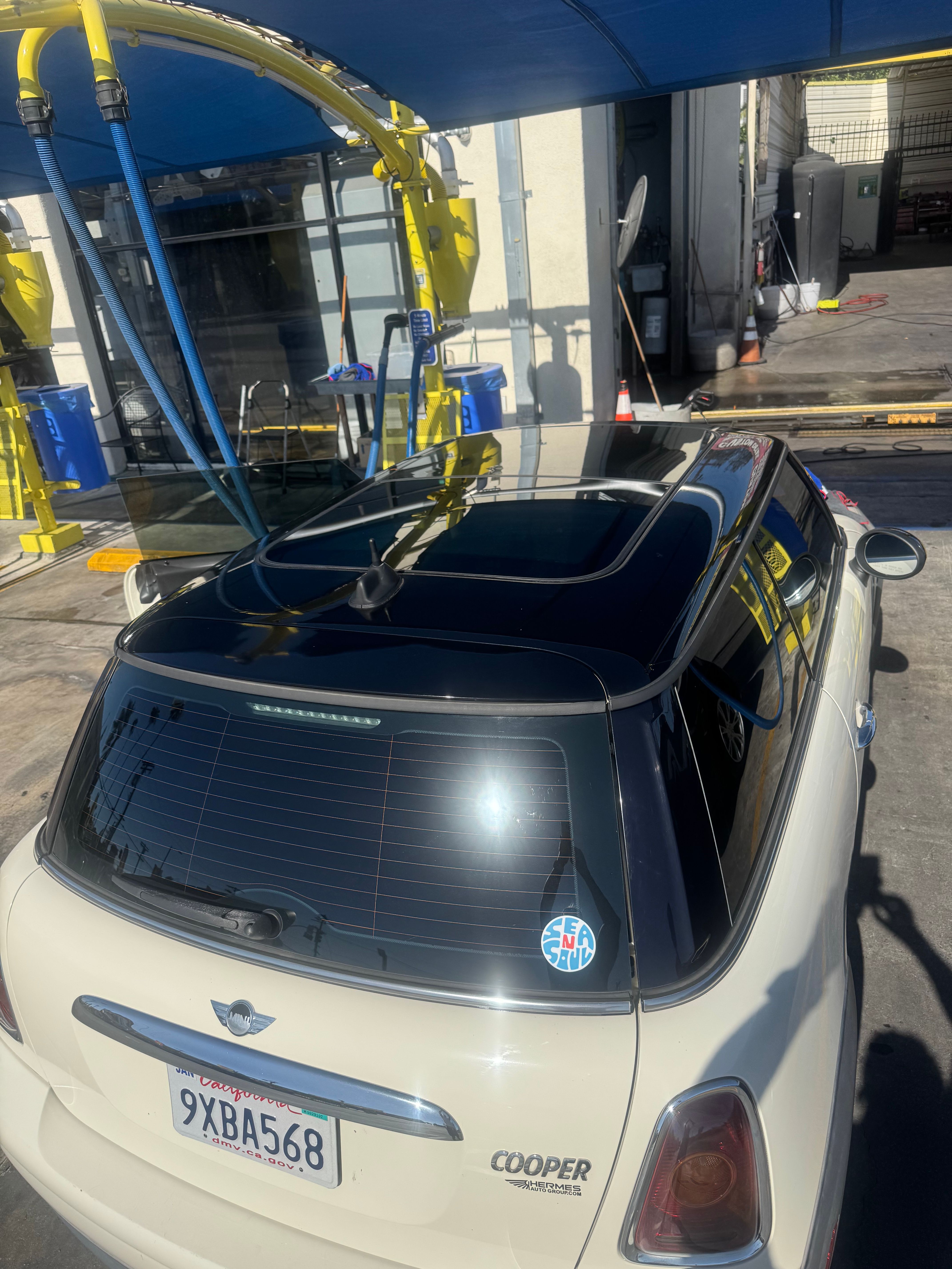 Used 2010 MINI Cooper Hardtop FWD image 9