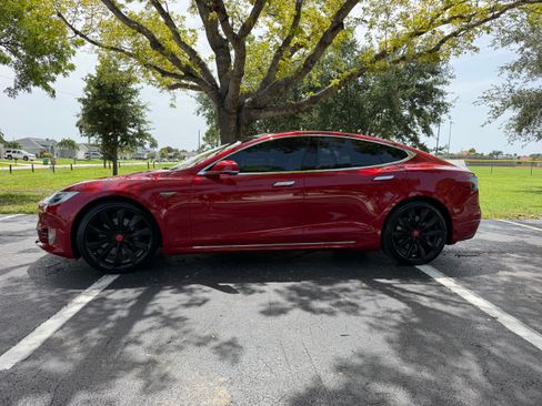Used 2016 Tesla Model S 75 RWD image 2