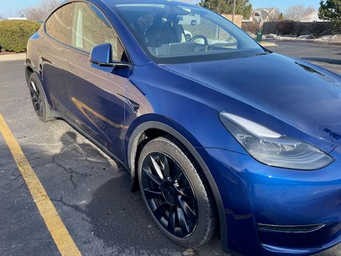 Used 2023 Tesla Model Y Long Range image 6