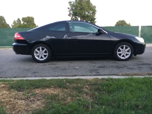 Used 2004 Honda Accord EX image 5