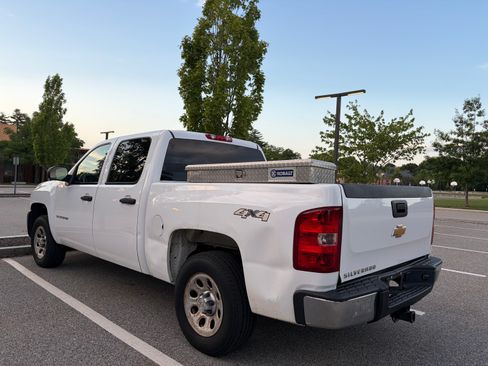 Used 2013 Chevrolet Silverado 1500 W/T AWD/4WD image 4