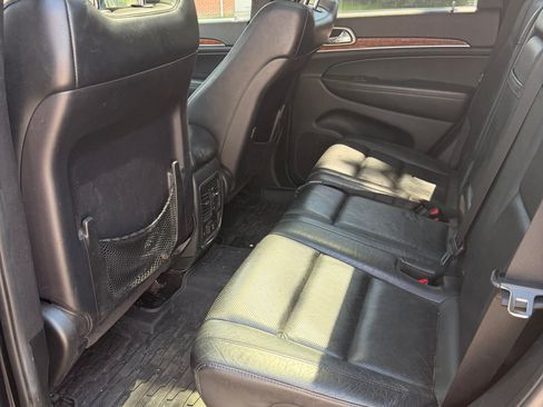 Used 2012 Jeep Grand Cherokee Limited w/ Luxury Group II AWD/4WD image 6