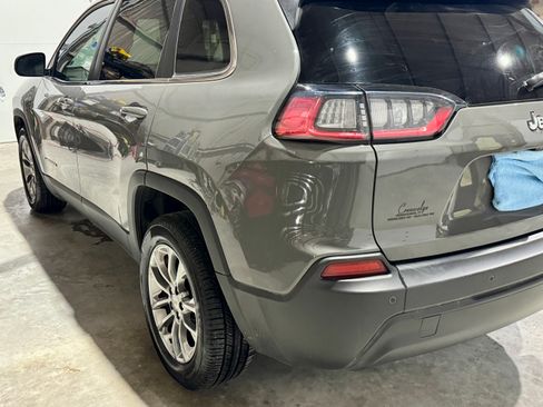 Used 2020 Jeep Cherokee Latitude Plus image 8
