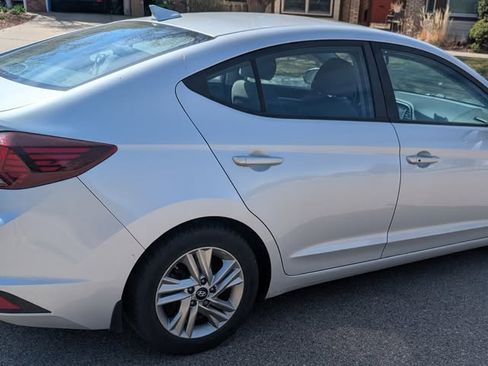 Used 2019 Hyundai Elantra Value Edition w/ Winter Weather Package image 2