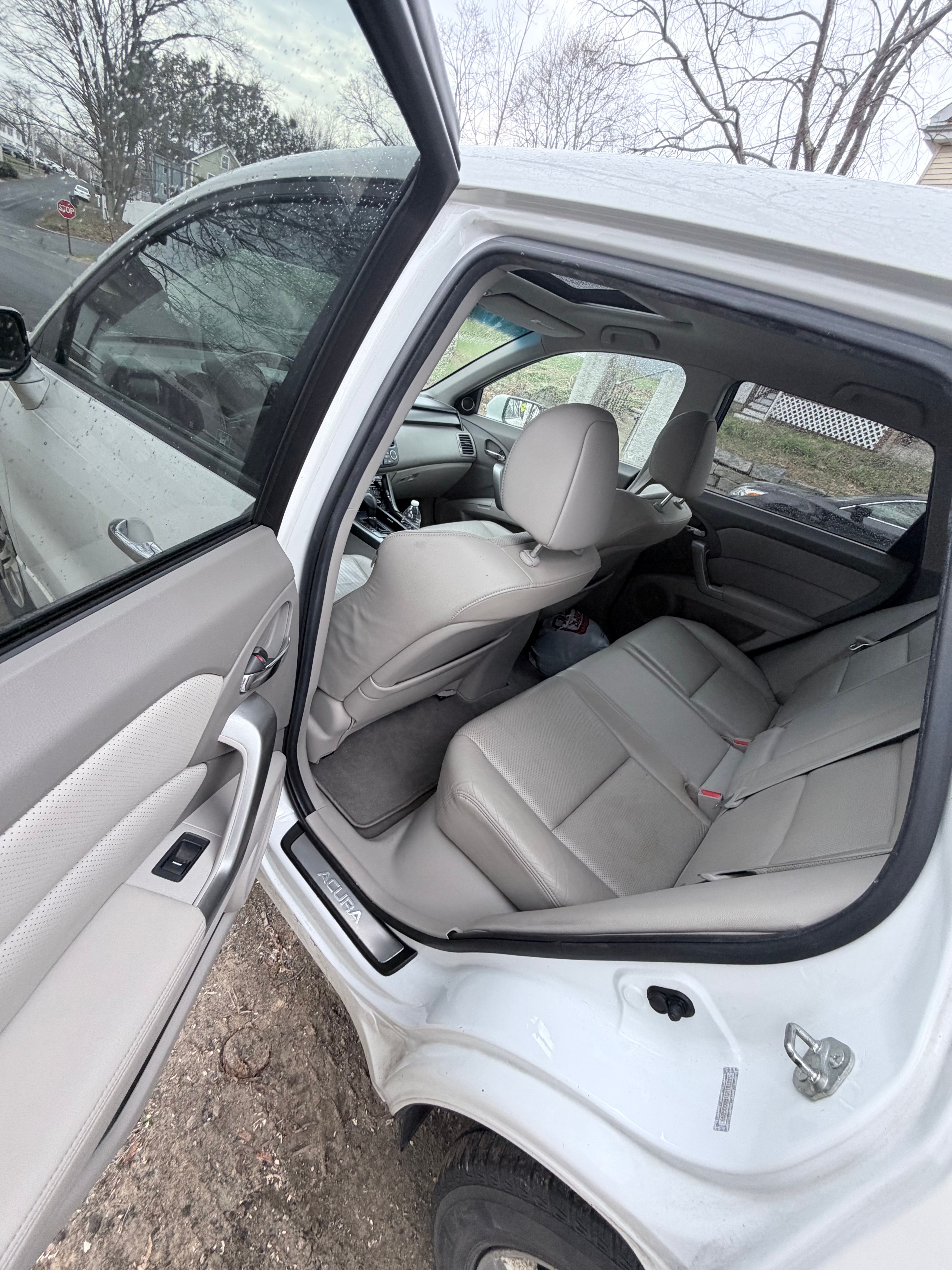 Used 2011 Acura RDX SH-AWD image 8