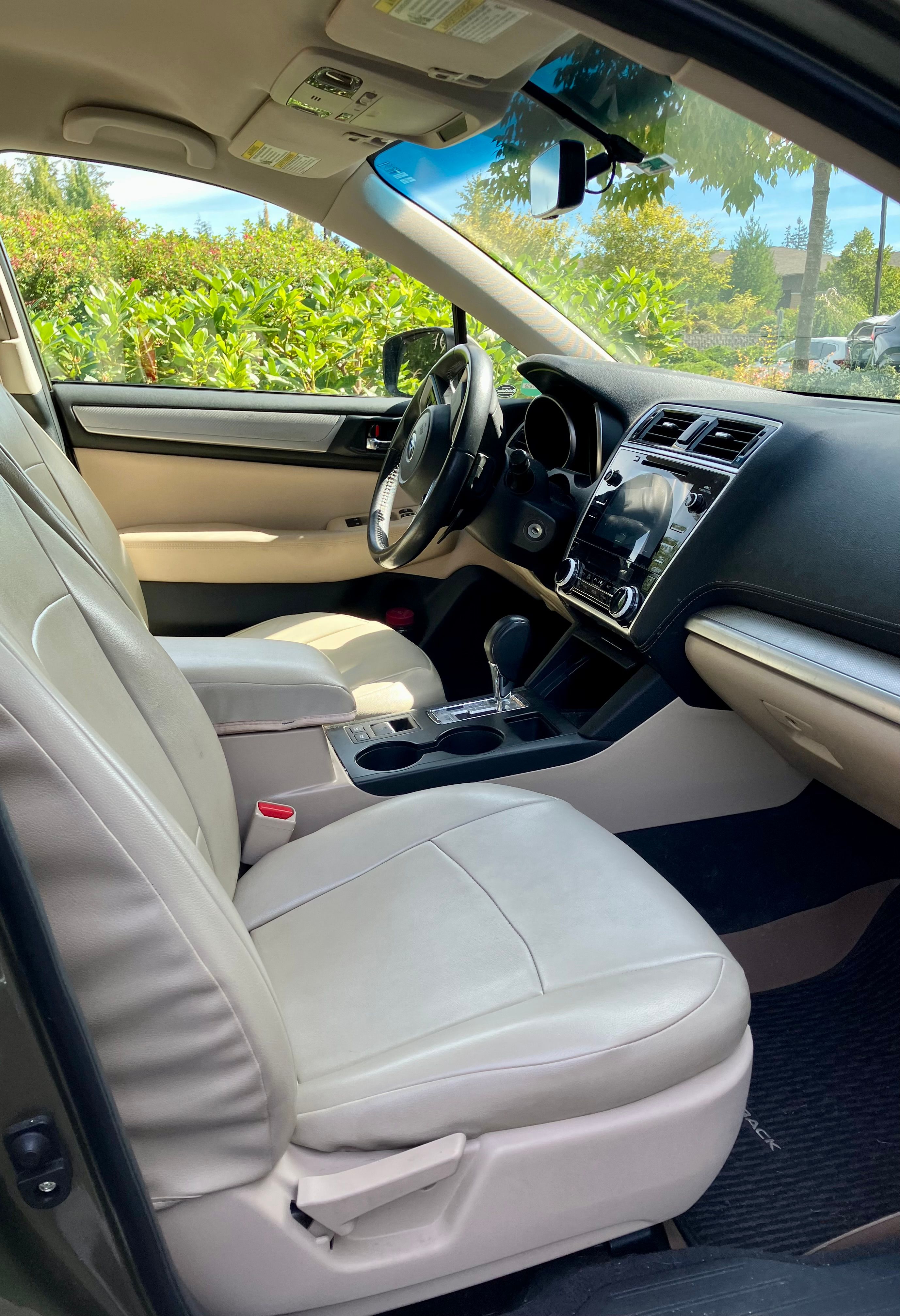 Used 2018 Subaru Outback 2.5i Premium AWD/4WD image 10