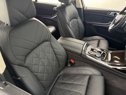 Used 2025 BMW X7 xDrive40i w/ Premium Package