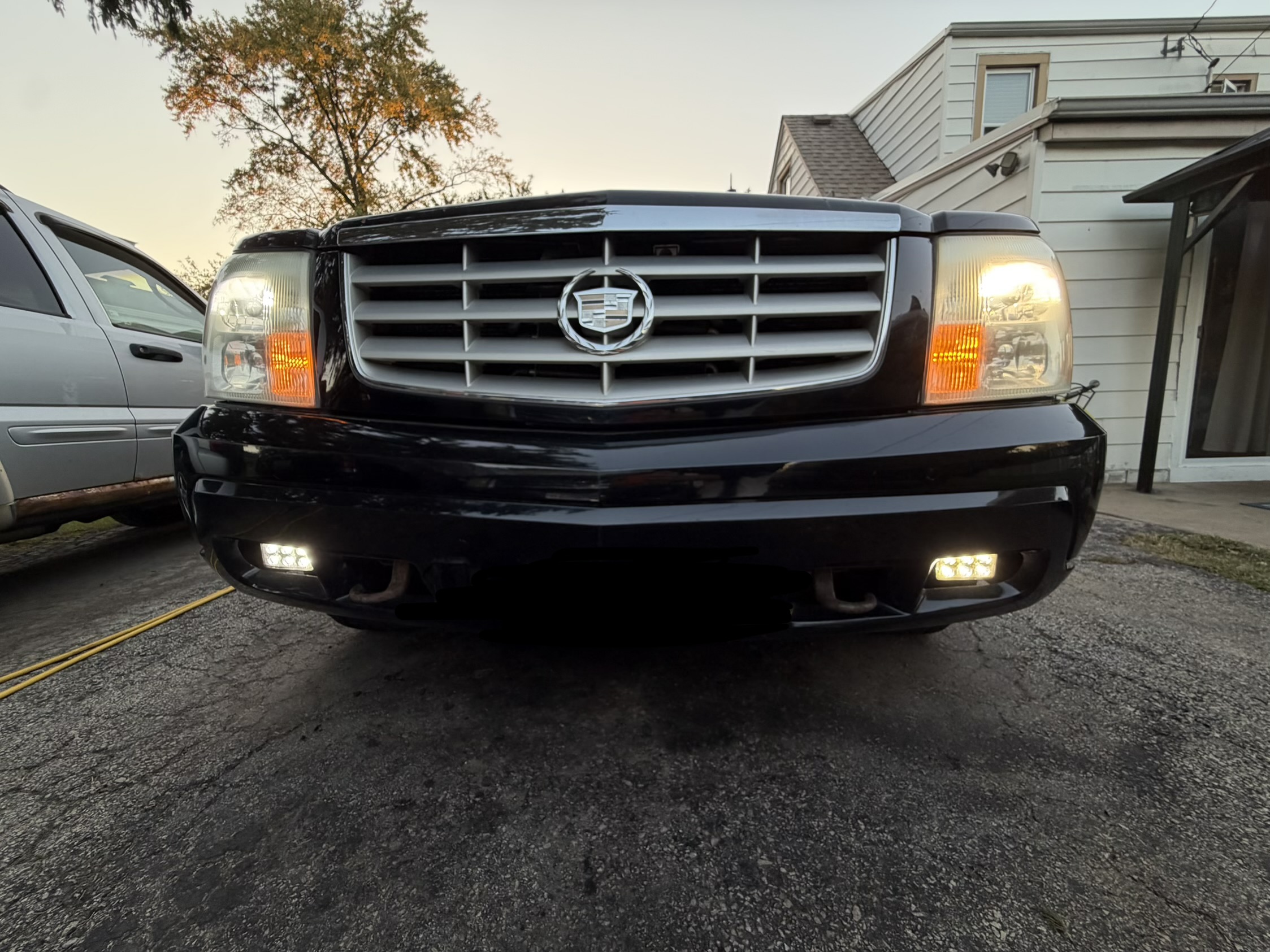 Used 2003 Cadillac Escalade AWD w/ Marketing Vehicle Package image 2