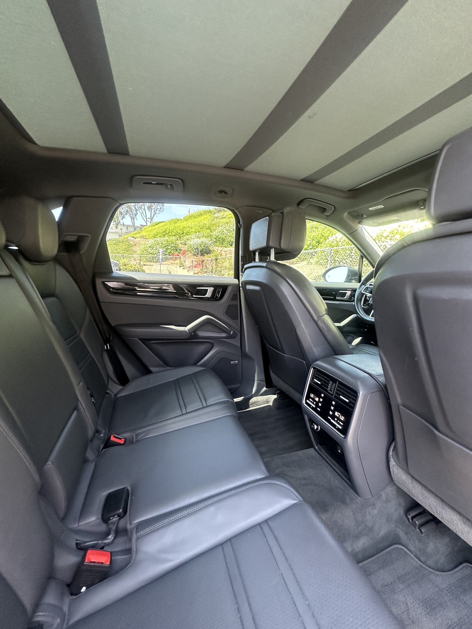 Used 2019 Porsche Cayenne AWD/4WD image 27