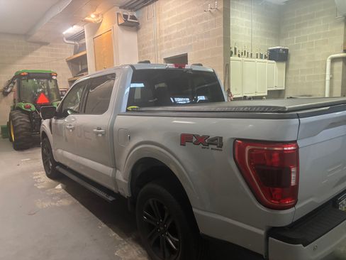 Used 2021 Ford F150 XLT w/ Equipment Group 302A High image 9