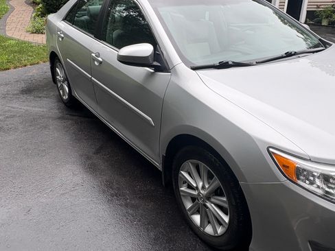 Used 2014 Toyota Camry XLE FWD image 6