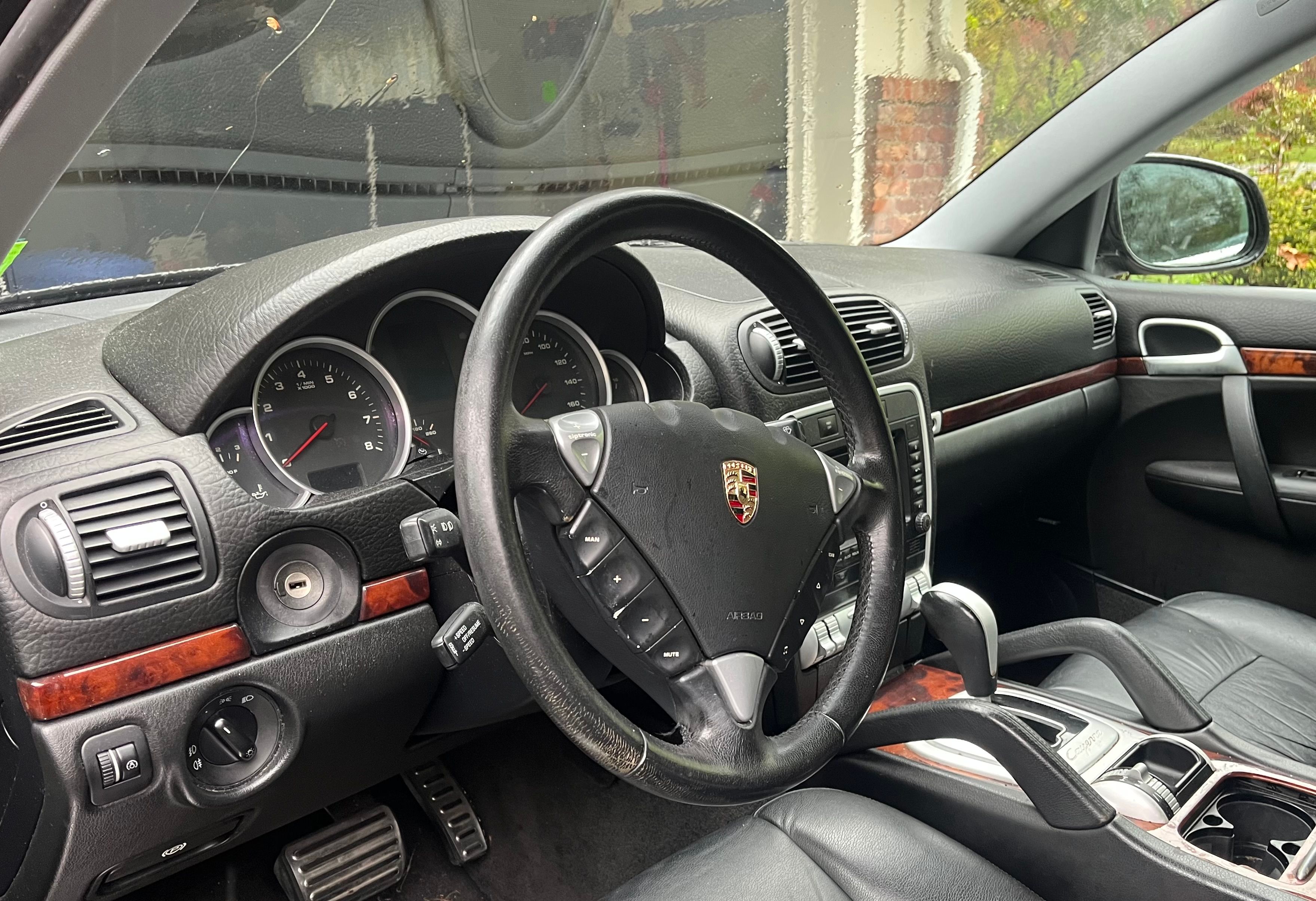 Used 2004 Porsche Cayenne S AWD/4WD image 9