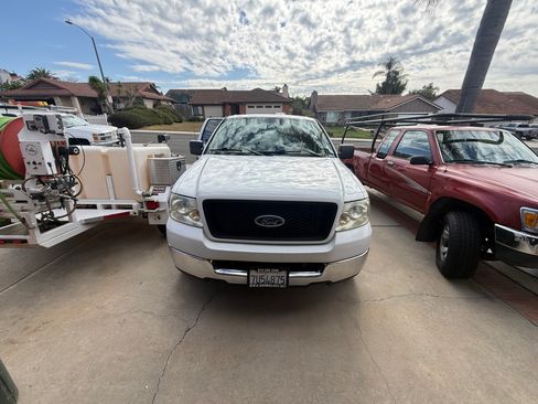 Used 2005 Ford F150 XLT image 10