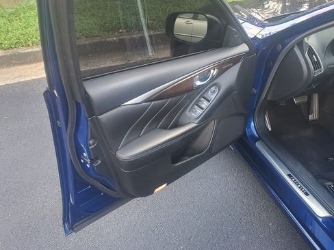 Used 2016 INFINITI Q50 Red Sport 400 image 23