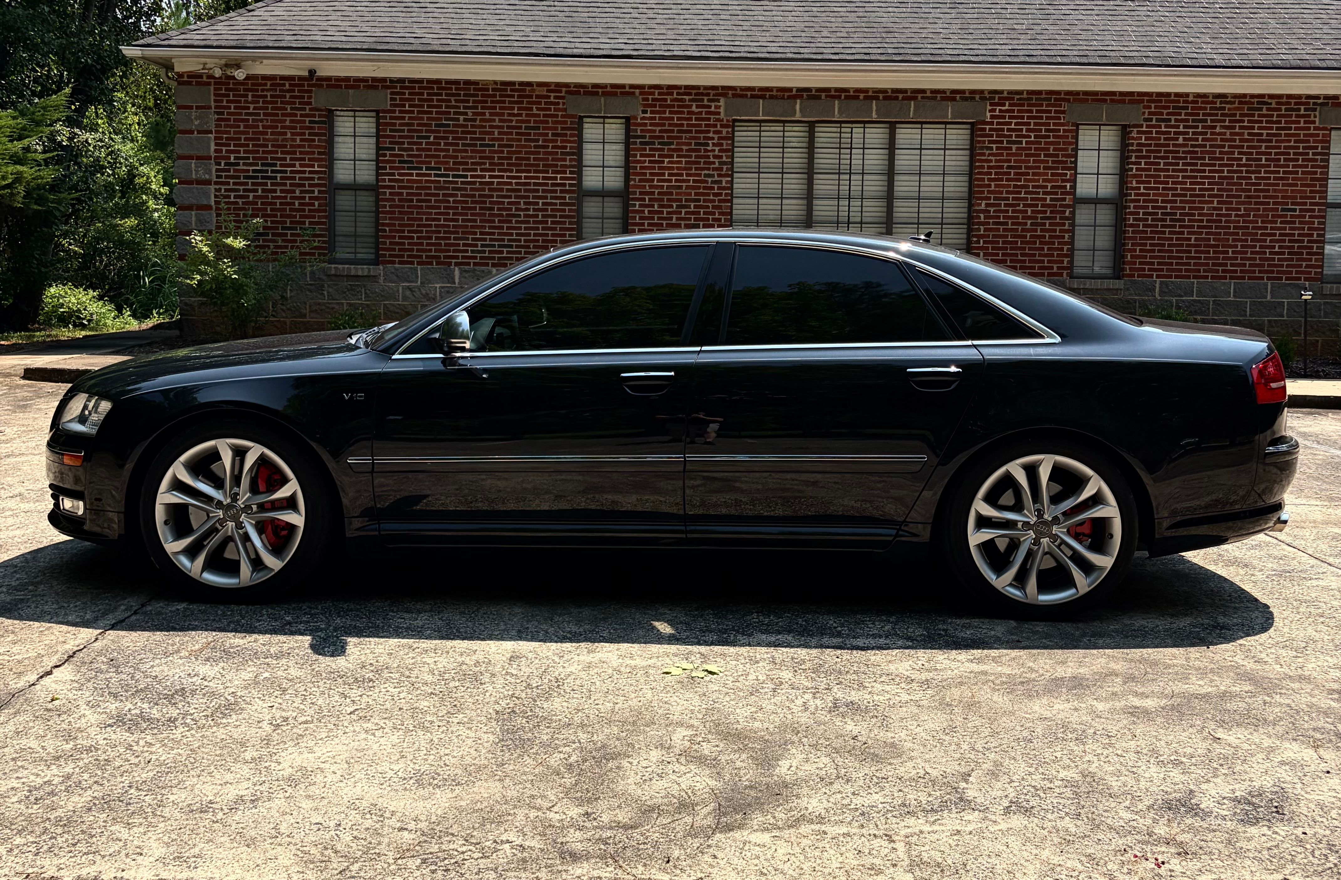 Used 2008 Audi S8 AWD/4WD image 6