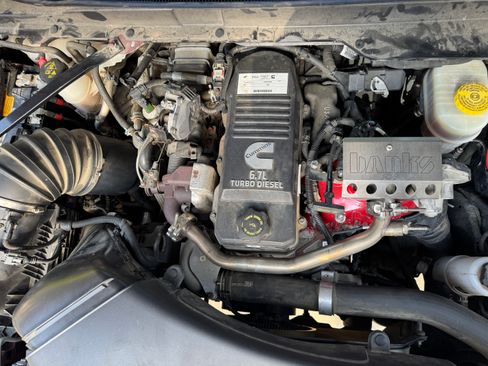 Used 2020 RAM 2500 Limited AWD/4WD image 9