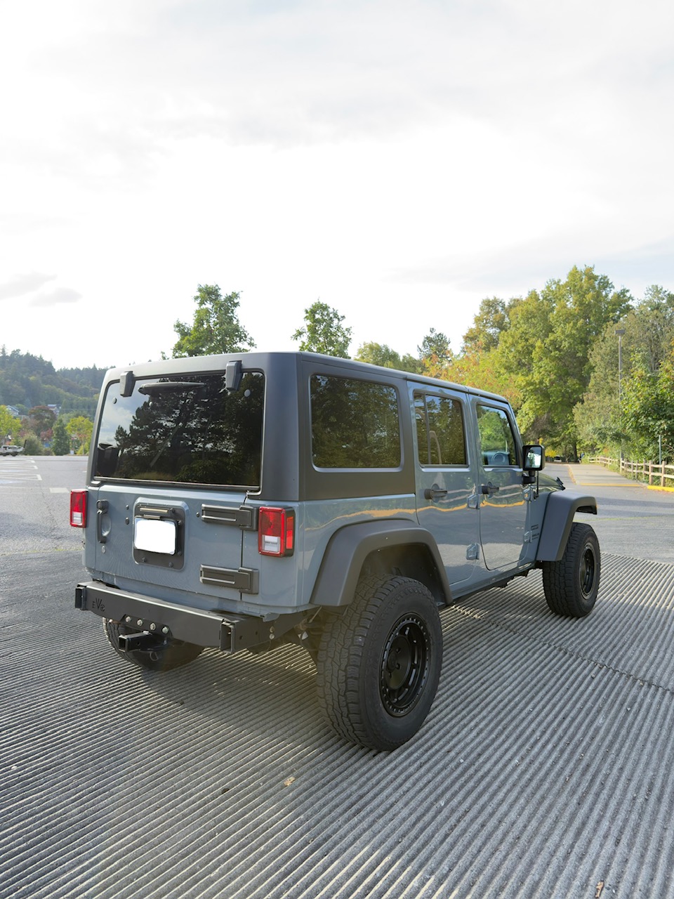 Used 2015 Jeep Wrangler Unlimited Sport w/ Quick Order Package 24S AWD/4WD image 4