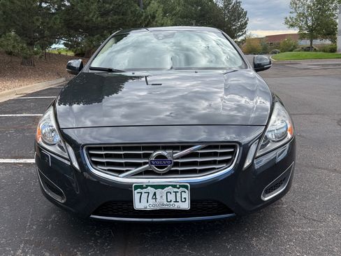 Used 2013 Volvo S60 T5 AWD/4WD image 10