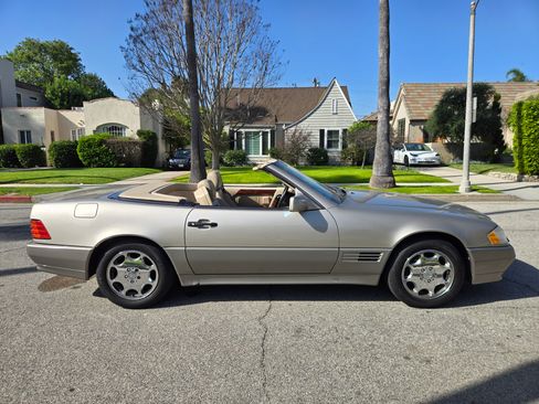 Used 1995 Mercedes-Benz SL 500 image 2