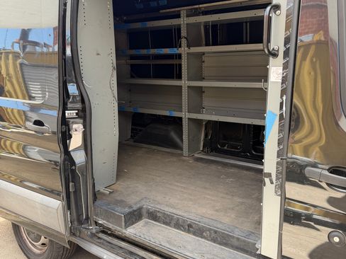 Used 2015 Ford Transit 250 130 Medium Roof RWD image 12
