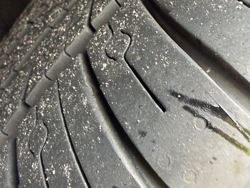 Used 2020 Tesla Model Y Long Range image 10