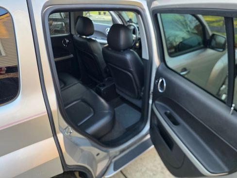 Used 2008 Chevrolet HHR LT w/ LT Preferred Equipment Group image 11