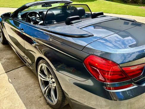 Used 2013 BMW M6 Convertible RWD image 4