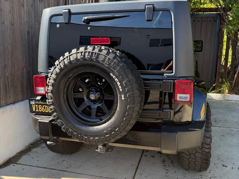 Used 2015 Jeep Wrangler Sahara w/ Connectivity Group image 4