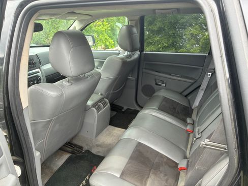 Used 2007 Jeep Grand Cherokee SRT8 w/ SRT Option Group I image 21