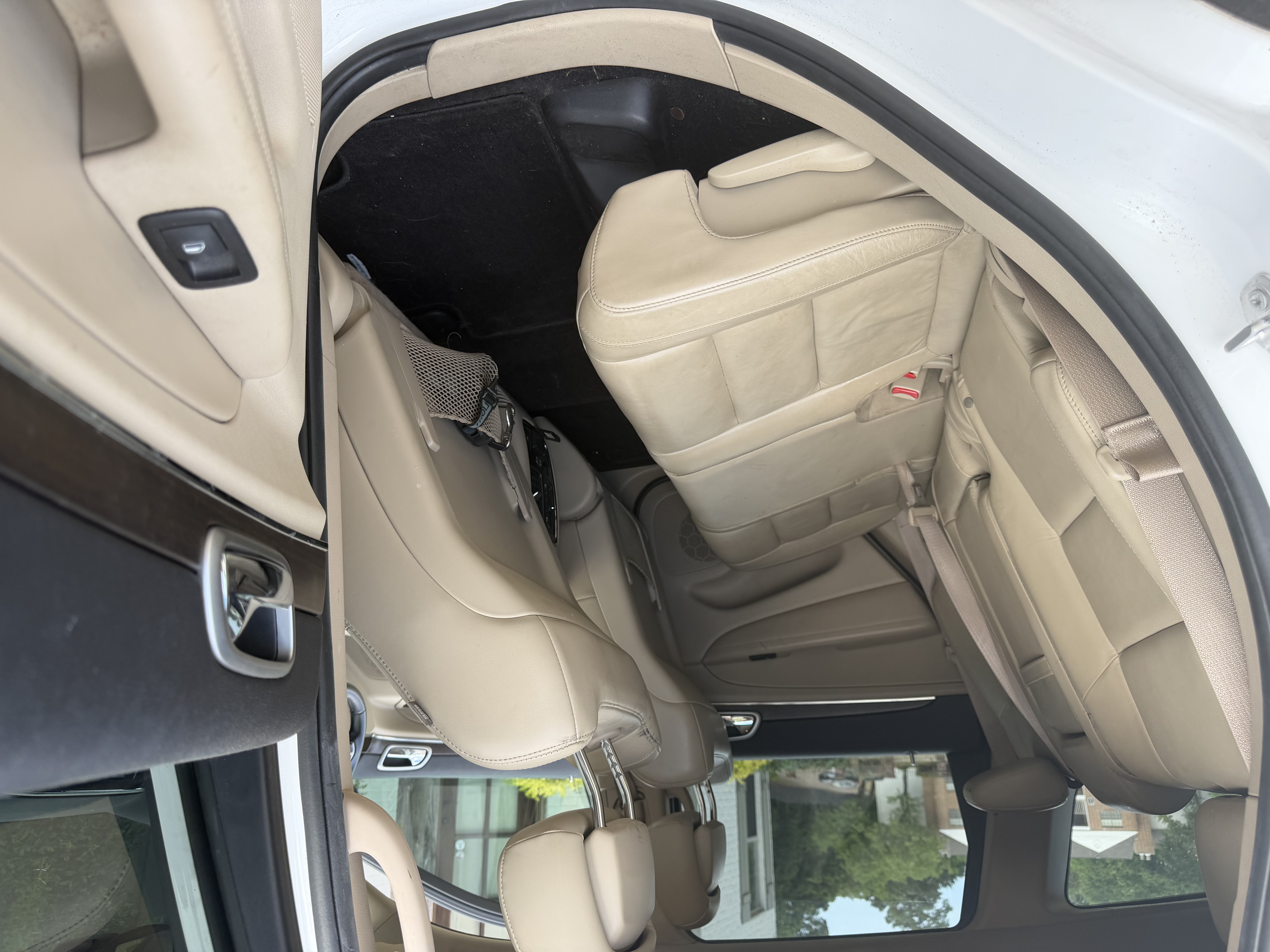 Used 2018 Jeep Grand Cherokee Limited AWD/4WD image 14