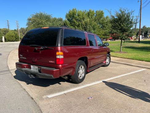 Used 2003 GMC Yukon XL Denali AWD/4WD image 4