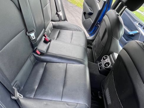 Used 2018 Kia Stinger GT image 11