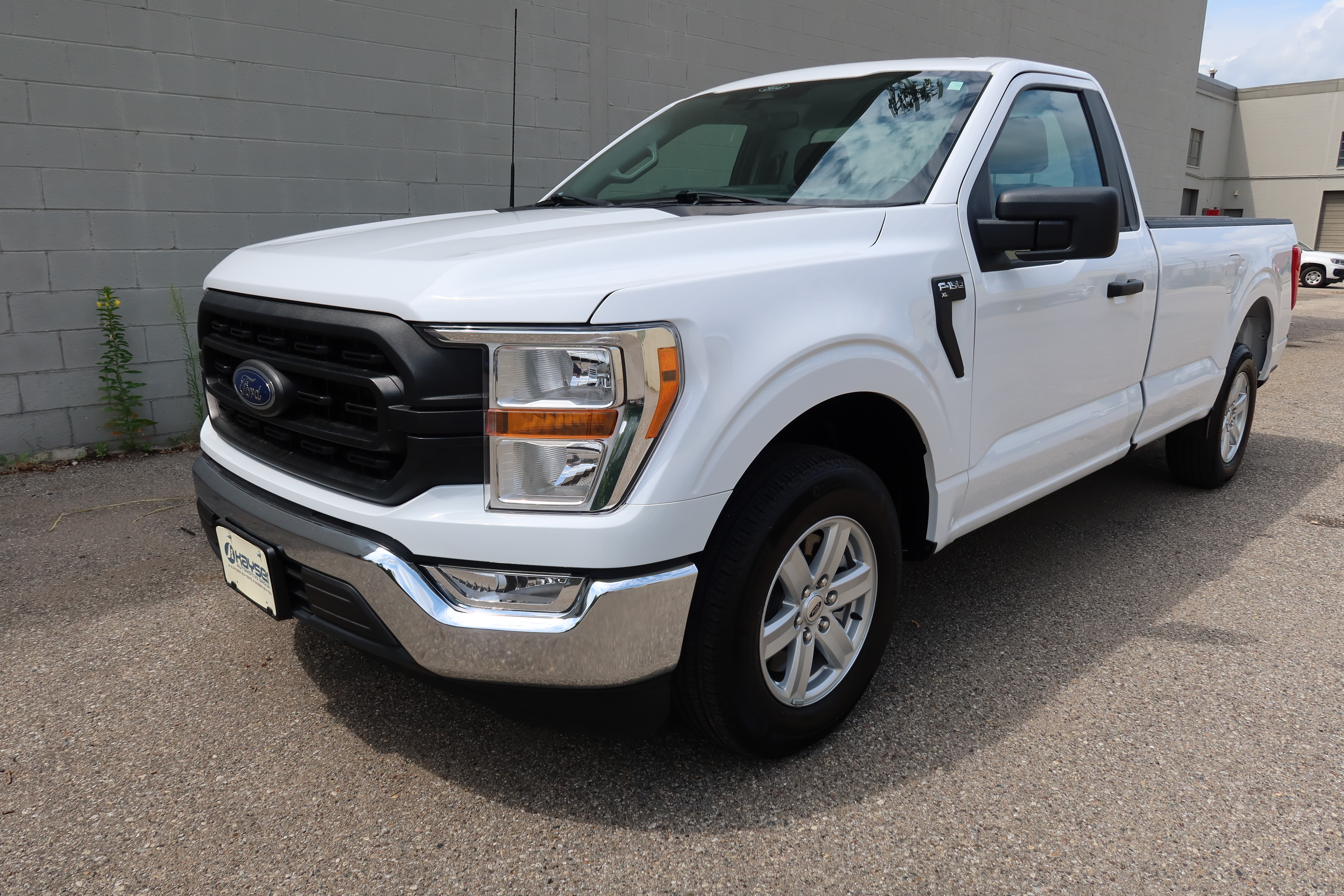 Used 2022 Ford F150 XL w/ Equipment Group 101A High RWD image 4