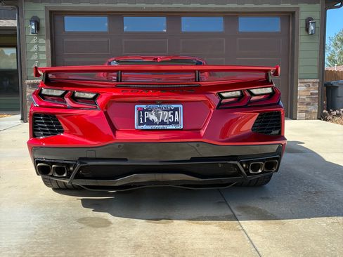 Used 2025 Chevrolet Corvette Stingray Premium Cpe w/ Z51 Performance Package RWD image 8
