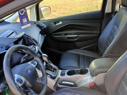 Used 2016 Ford C-MAX SEL w/ Equipment Group 302A image 13