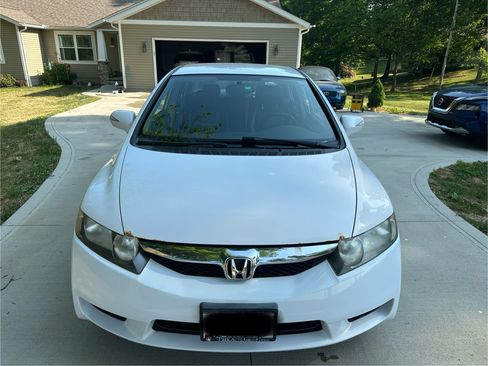 Used 2010 Honda Civic Hybrid Sedan image 1