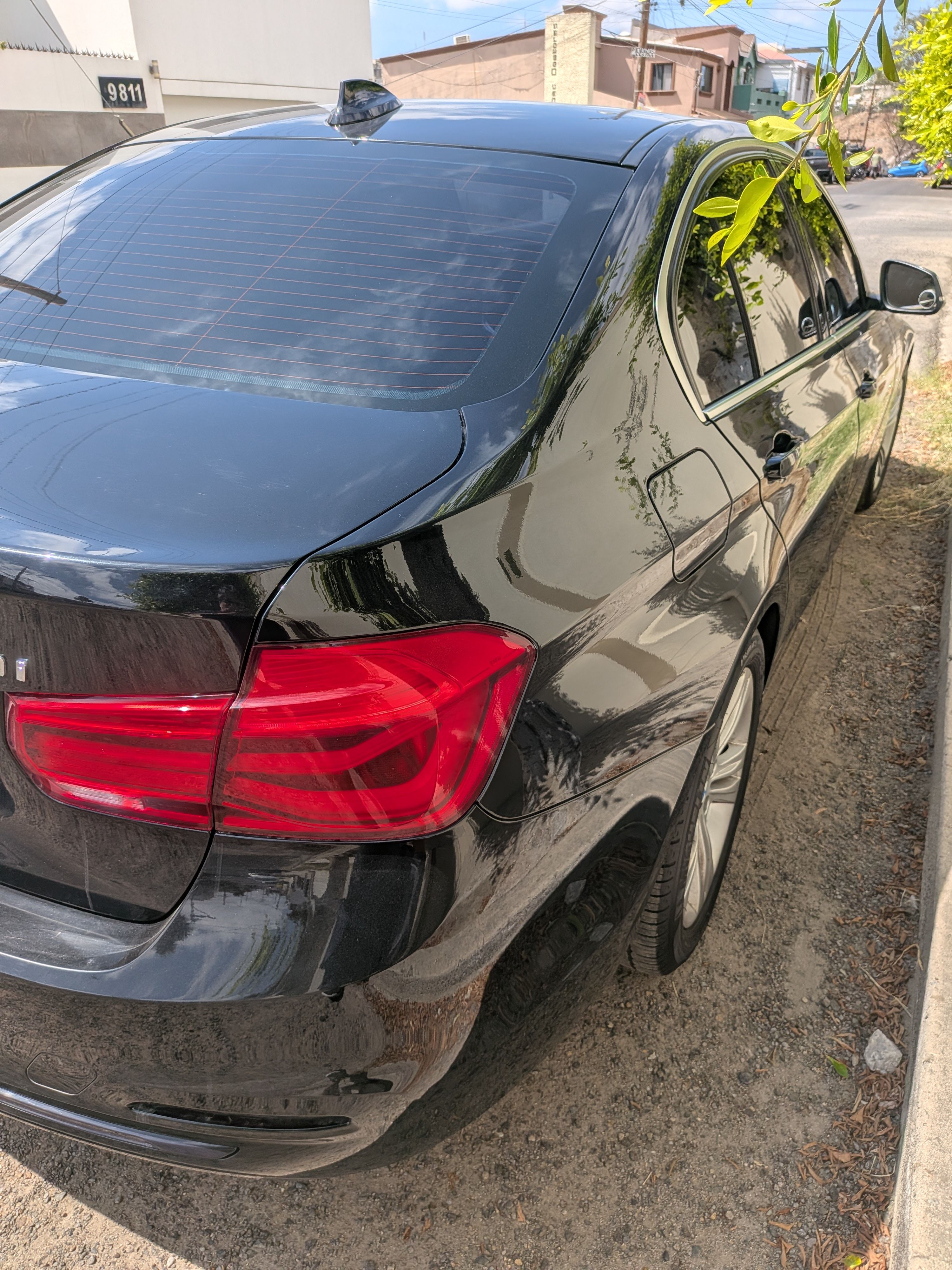 Used 2018 BMW 330i Sedan RWD image 6