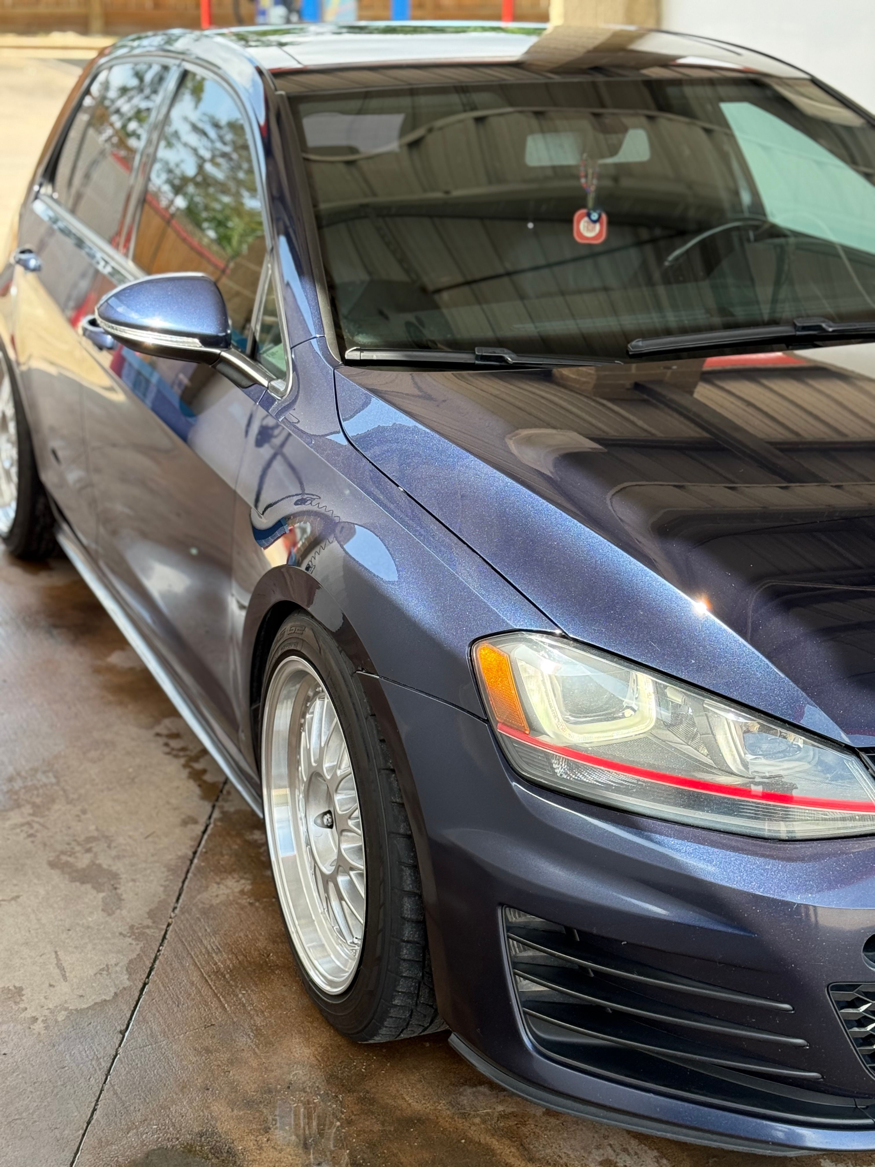 Used 2017 Volkswagen GTI Autobahn FWD image 15