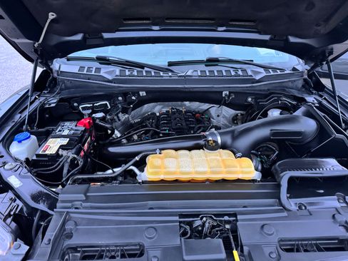 Used 2018 Ford F150 Raptor w/ Equipment Group 802A Luxury image 26