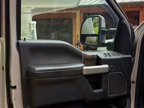 Used 2017 Ford F350 Lariat w/ Lariat Ultimate Package image 14