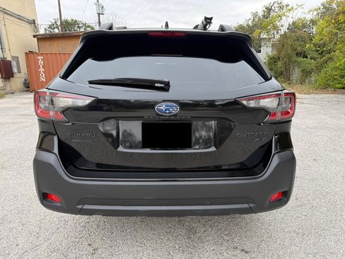 Used 2025 Subaru Outback Onyx Edition XT image 12