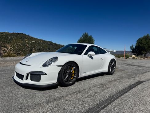 Used 2014 Porsche 911 GT3 RWD image 4