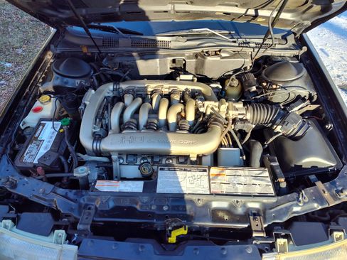 Used 1993 Ford Taurus SHO image 24