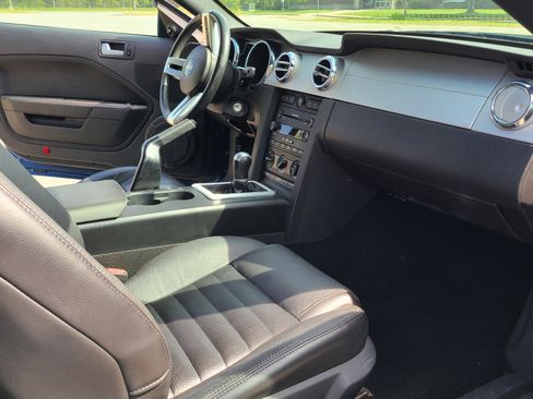 Used 2007 Ford Mustang GT Premium image 12
