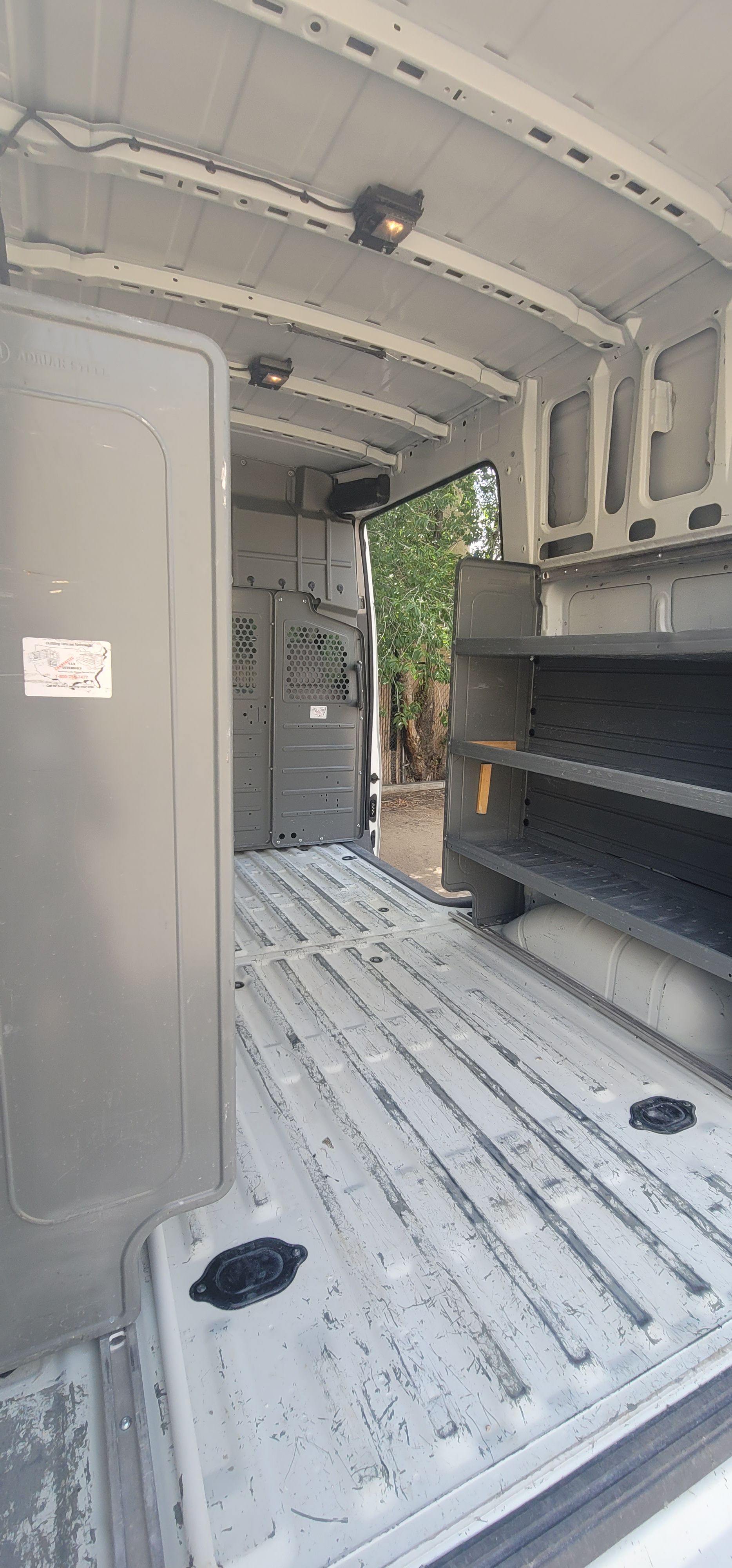 Used 2018 Nissan NV 2500 S RWD image 20