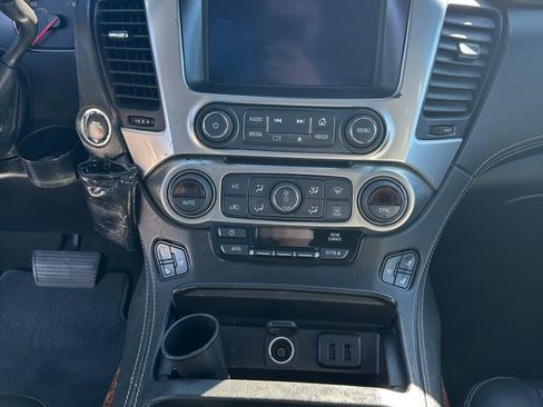 Used 2018 Chevrolet Suburban Premier image 18