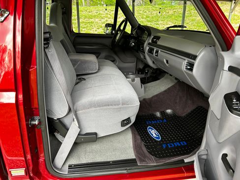 Used 1996 Ford F150 4x4 Regular Cab image 8