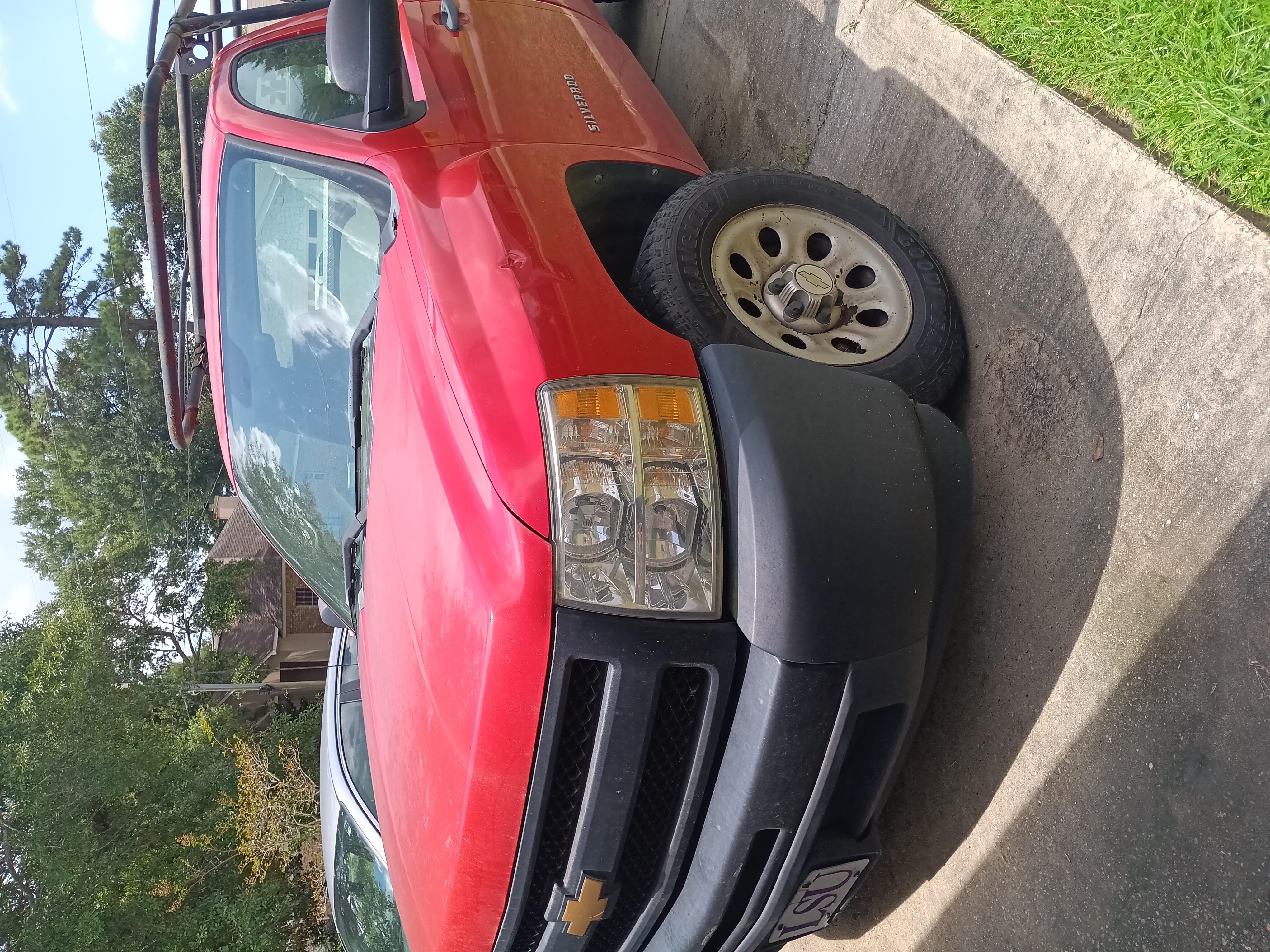 Used 2012 Chevrolet Silverado 1500 W/T RWD image 2