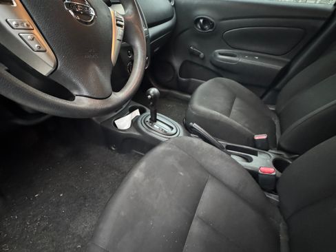 Used 2019 Nissan Versa S Plus image 9